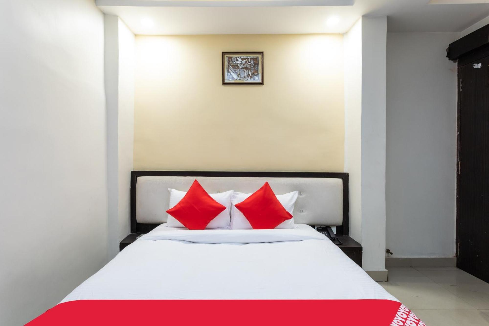 בהופאל Spot On Hotel Trishla מראה חיצוני תמונה