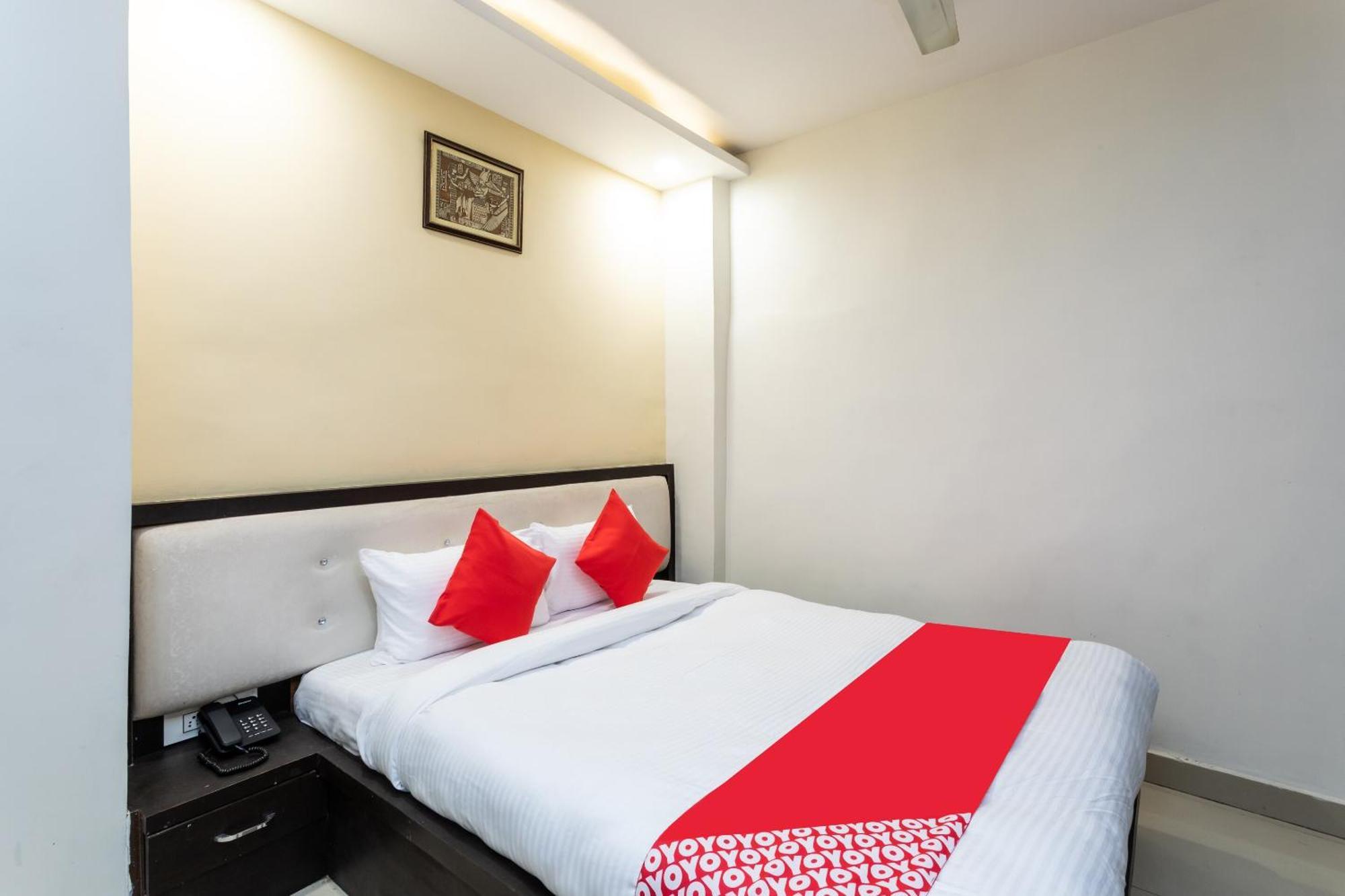 בהופאל Spot On Hotel Trishla מראה חיצוני תמונה